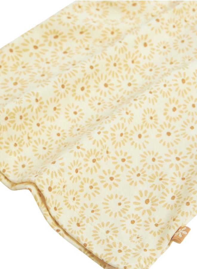 ديركجي طقم من بلوزة قطنية بطبعة زهور مع شورت - Image 4